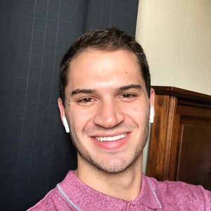 Meet your Posher, Alex